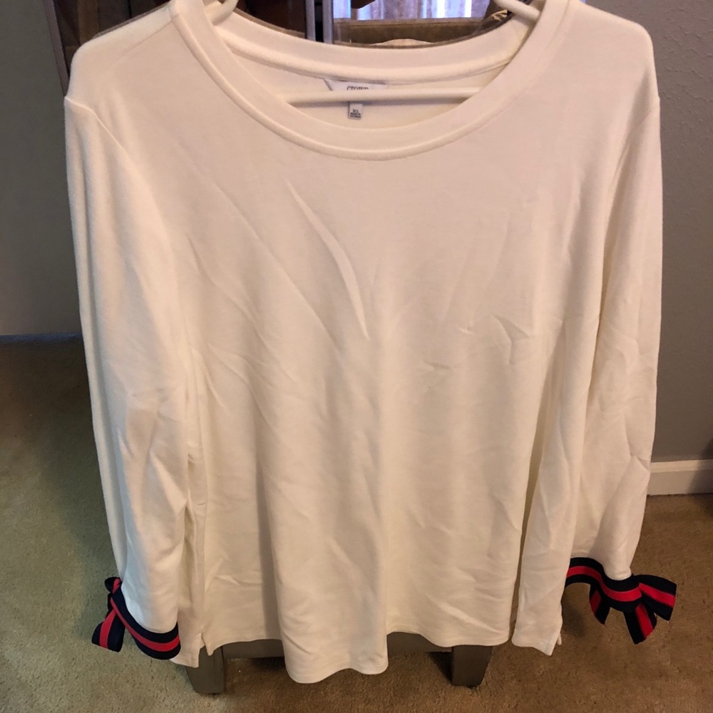 Crown & ivy Long sleeve blouse with bows